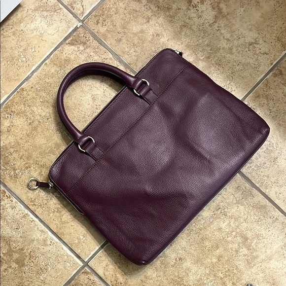 Henri Bendel influencer laptop bag. Iconic - Picture 8 of 13